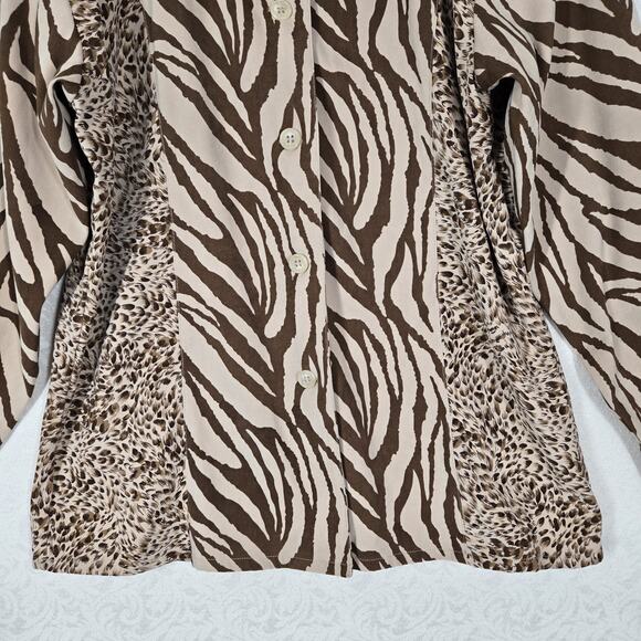 VTG Robert Louis Shirt Jacket Shacket sz M Brown Tan Animal Print Button Front - Picture 3 of 16